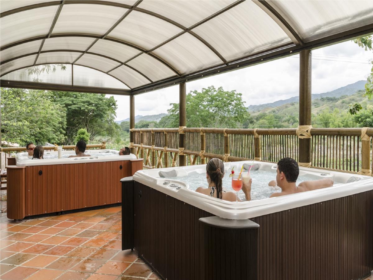 Hosteria Tonusco Campestre Santa Fe de Antioquia Buitenkant foto